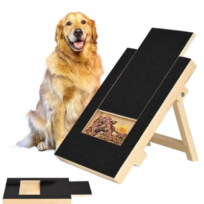犬用木製爪とぎボード ゴールデンレトリバー使用イメージ