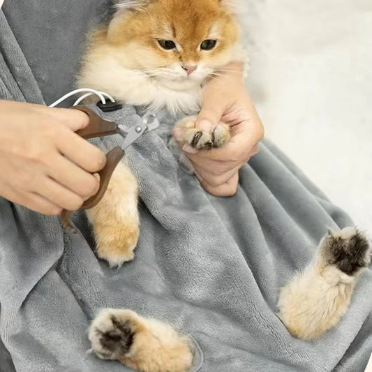 キャット・エプロン　（穴つき）